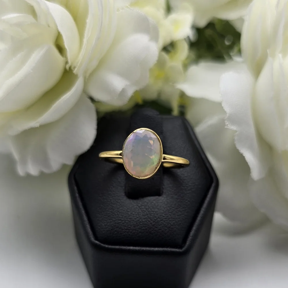 🥰 PRECIOUS OPAL RING - Picture 2 of 15